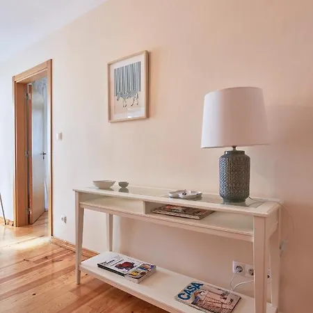 Apartmán Renovated And Spacious Duplex With Patio, By Timecooler *