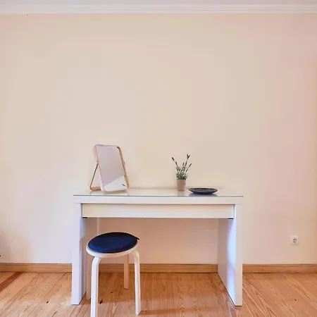 Renovated And Spacious Duplex With Patio, By Timecooler