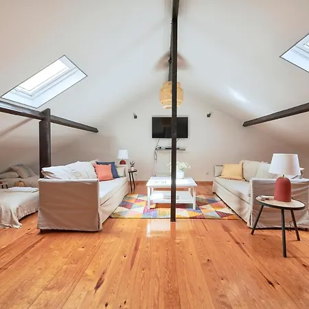 Apartamento Renovated And Spacious Duplex With Patio, By Timecooler