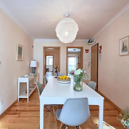 Renovated And Spacious Duplex With Patio, By Timecooler Apartment Lisbon