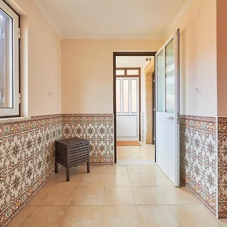 Renovated And Spacious Duplex With Patio, By Timecooler Apartment