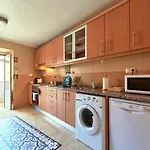 Renovated And Spacious Duplex With Patio, By Timecooler Apartament Lizbona