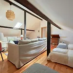 Renovated And Spacious Duplex With Patio, By Timecooler Apartament *