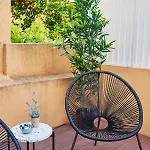 Renovated And Spacious Duplex With Patio, By Timecooler Lizbona