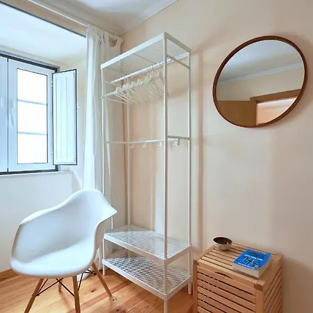 דירה Renovated And Spacious Duplex With Patio, By Timecooler *