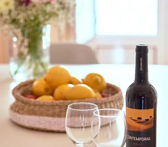 Renovated And Spacious Duplex With Patio, By Timecooler Apartamento Lisboa
