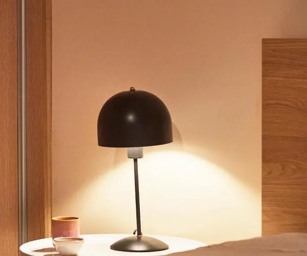 Renovated And Spacious Duplex With Patio, By Timecooler 리스본