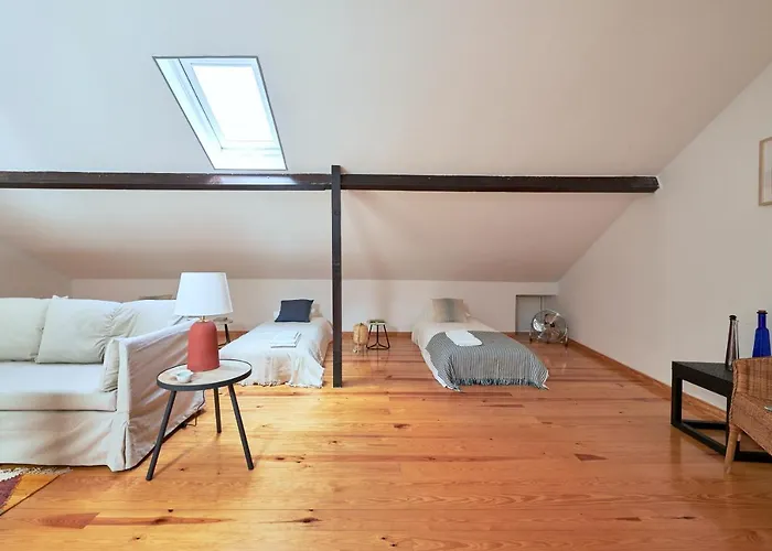 Apartamento Renovated And Spacious Duplex With Patio, By Timecooler