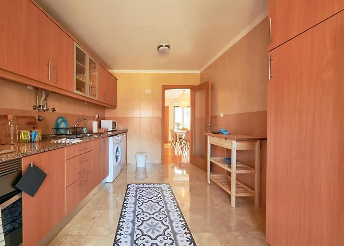 Renovated And Spacious Duplex With Patio, By Timecooler 아파트 *
