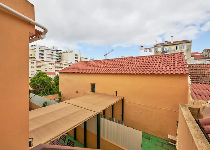 Renovated And Spacious Duplex With Patio, By Timecooler Apartamento Lisboa