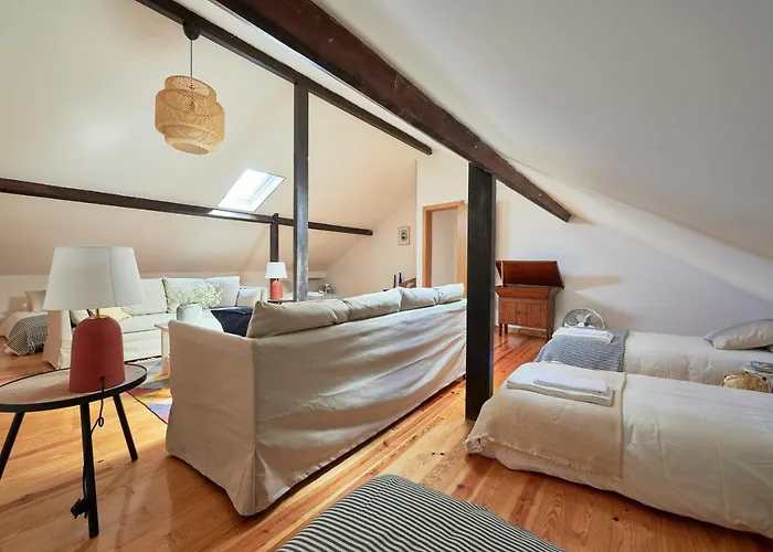 Renovated And Spacious Duplex With Patio, By Timecooler Apartmán *